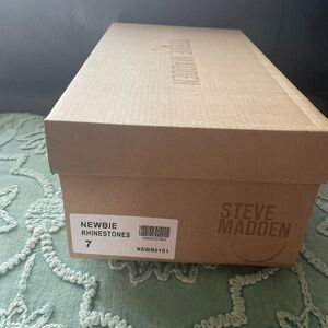 Steve Madden Newbie rhinestone sandals